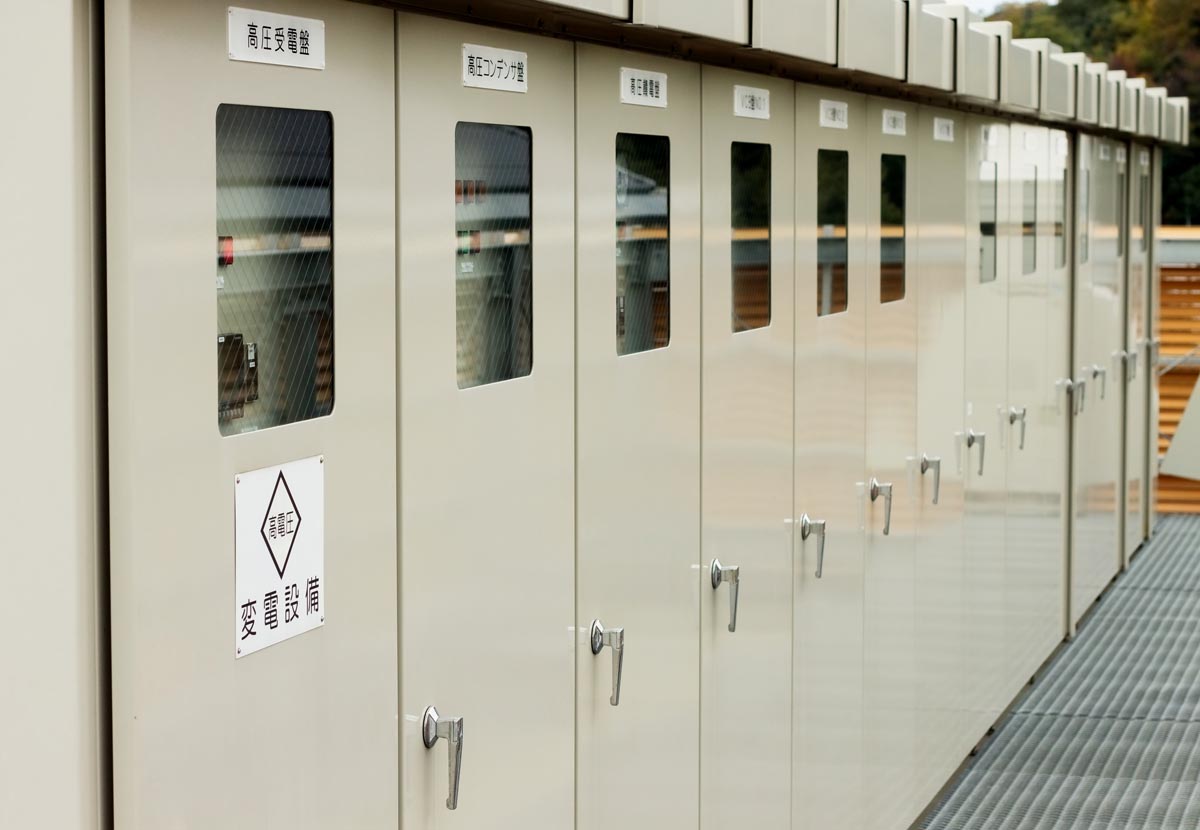 受変電設備って何？配電盤と分電盤の違いとはの画像